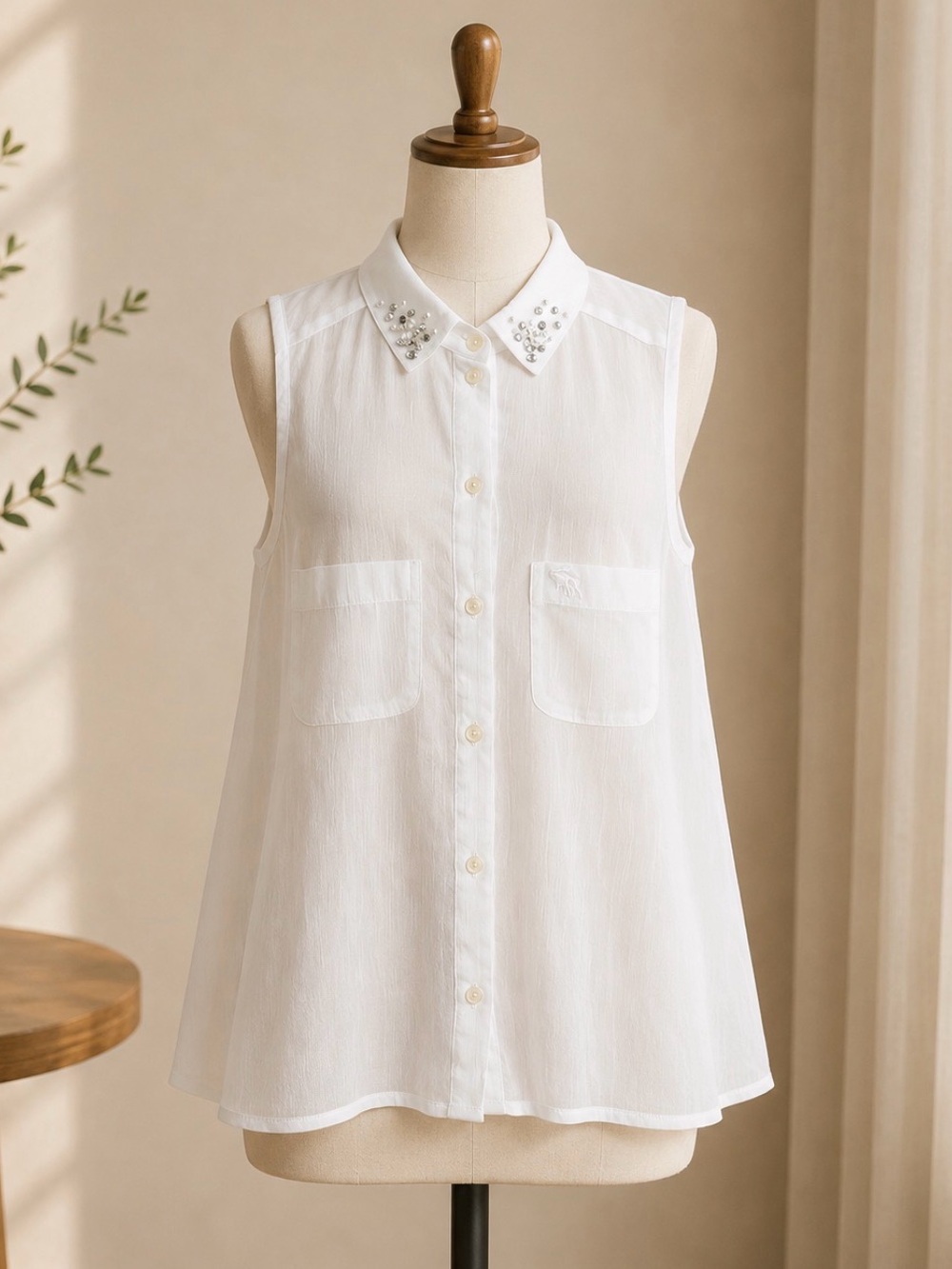 Abercrombie & Fitch White Sleeveless Kids Button Down
